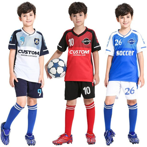 Camiseta de Fútbol Personalizada de Tela 100% Poliéster para Clubes Deportivos, Temporada de Verano, Transpirable, de Secado Rápido, Cuello en V, Manga Corta - Product Image 1