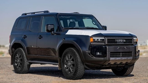 Tout neuf 2025 pour SUV Adventure, deux tons, 4 1 6L Diesel Automatique Gauche Noir Hybride IForce Max Premium V6 R20 - Product Image 6