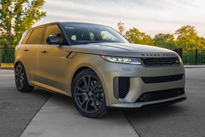 Range Rover Sport SV Edition One Noir Obsidienne SUV d'occasion certifié propre, en excellent état et confortable, versions LHD et RHD - Product Image 2