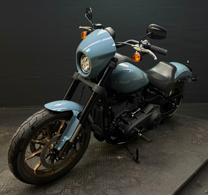 มอเตอร์ไซค์ Cruiser Low Rider S 2024 FXLRS สีน้ำเงิน มือสองขาย - Product Image 3