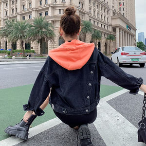 Venta al por mayor chaquetas de mezclilla de las mujeres algodón negro acolchado ecológico con perlas rayas acabado mangas largas - Product Image 3