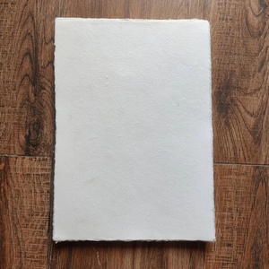 Papel A4 blanco indio hecho a mano 150 GSM 100% hojas de trapo de algodón con borde Deckle estilo Hada impresión Offset empaquetada en caja - Product Image 1