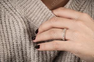 Anillo de Oro Sólido de 14K al por Mayor, Diseño Personalizado, Moderno, con Diamantes Cultivados en Laboratorio Certificados por IGI, para Compromiso, Boda, Fiesta, Corte Baguette - Product Image 5