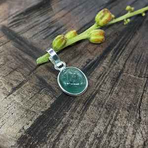 925 Sterling Silver Bohème Designer Artisan Fabriqué À La Main Pendentif Naturel Emeraude Lunette Réglage À La Main Bijoux En Argent - Product Image 4