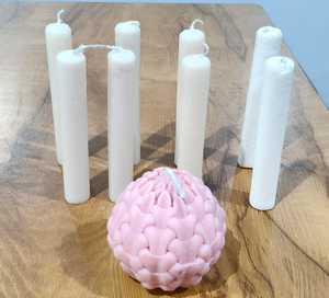 Vela de Pilar blanca de 70 GM, 2cm de diámetro y 5 pulgadas de altura - Product Image 1