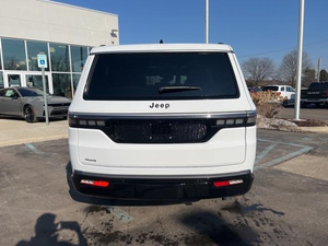 (H&S) Nouvelle Jeep Grand Wagoneer Base 2026 - Product Image 3