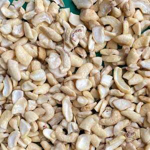 เม็ดมะม่วงหิมพานต์จากเวียดนาม20กก. เม็ดมะม่วงหิมพานต์ Ww320เม็ดมะม่วงหิมพานต์ - Product Image 1