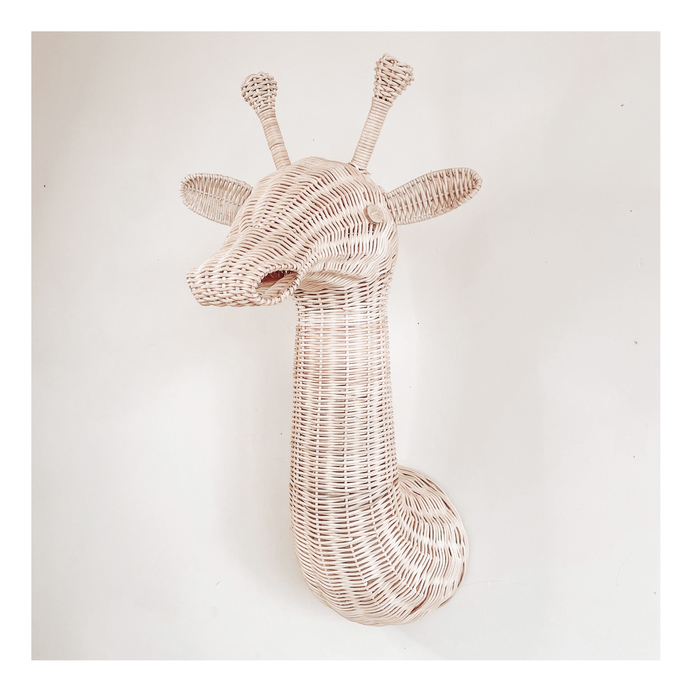 Rattan Giraffe Handmade Wall Decor for Kids' Room