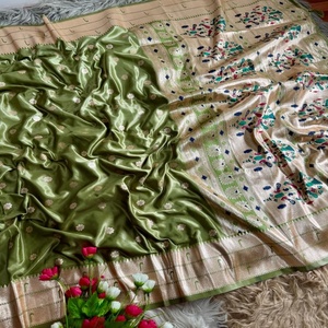 Magnifique aspect brillant Satin Paithani soie Saree femme mode en gros fabricant d'usine au prix de gros - Product Image 1