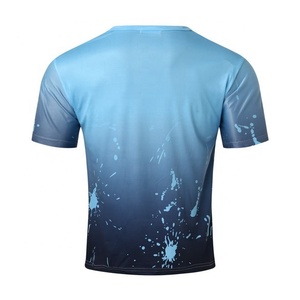 Conjunto de chándal liso de dos piezas con estampado corto, conjunto de chándal de verano transpirable informal personalizado para hombre, chándal en blanco para uso en pista - Product Image 4