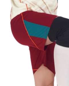 ชุดเสื้อฟุตบอลและกางเกงขาสั้นสีน้ำตาลแดงแบบสั่งทำพิเศษจากผู้ผลิต ผลิตจากโพลีเอสเตอร์ระบายอากาศได้ดี เหมาะสำหรับการฝึกซ้อมและการแข่งขัน ชุดทีม - Product Image 6