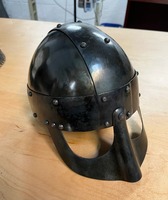 Casque Viking Noir Fait Main de Qualité Industrielle en Acier Spangenhelm Personnalisable OEM DIY Durable pour l'Extérieur