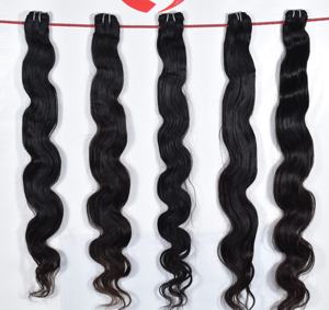 Extensiones de Cabello Ondulado Profundo Remy Vietnamita, Cutícula Alineada, 100% Cabello Humano Indio, Procesado Químicamente, Color Natural, Venta al por Mayor - Product Image 5