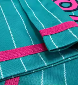 Conjunto de Camiseta de Béisbol y Sóftbol Personalizada de Talla Grande, Transpirable, con Diseño de Impresión Digital y Patrón en Blanco, 100% Poliéster - Product Image 2