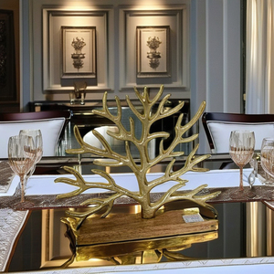 Arbre de Noël en aluminium argenté personnalisé Sculpture d'art décoratif Couleurs naturelles Base en bois Table Top Casting Metal Crafts - Product Image 4