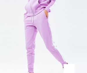 Chándal de mujer hecho a medida con etiqueta privada con logotipo personalizado, chándal de moda para mujer, conjunto de dos piezas con capucha y pantalón acampanado - Product Image 4