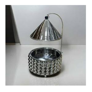 Réchaud rond en forme de boule argentée avec couvercles en forme de cône avec cintre - Product Image 1