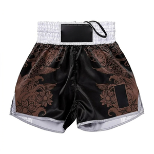 Shorts de Muay Thai authentiques faits à la main – Dotés de fentes latérales flexibles et de coutures renforcées pour une robustesse et une durabilité accrues - Product Image 1