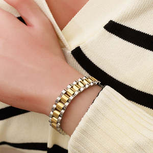 Brazalete de Reloj Grueso de Acero Inoxidable Chapado en Oro de 18K, Brazalete de Moda Resistente al Agua - Product Image 1