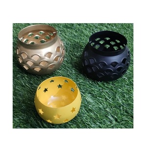 อเนกประสงค์โลหะแกะสลักเทียนผู้ถือ Votive ชุด 4 ผู้ถือทีไลท์ตกแต่งคริสต์มาสด้วยเทียน - Product Image 3