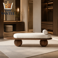 Banc de fin de lit moderne en tissu rembourré pour chambre à coucher, ottoman pour appartement, mobilier de chambre d'hôtes