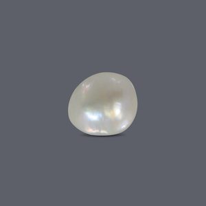 Perla de Agua Dulce Natural Blanca de 4.75 Quilates, Tipo Basra, para Joyería o Fabricación de Joyas, Orificio Personalizable - Product Image 1