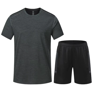 T-shirts de sport pour hommes et shorts de fitness, vêtements de course, vêtements de compression pour la salle de sport, t-shirts à manches courtes pour hommes - Product Image 1