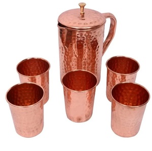 Pichet en cuivre de grande capacité avec finition brillante polie, parfait pour les amateurs d'eau détox et de style de vie ayurvédique - Product Image 5