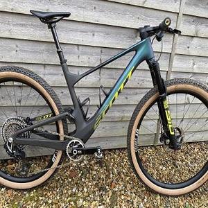 Bicicleta de Montaña (MTB) Modelo Spark RC HMX 2025, Talla Grande, Transmisión S Ram XXSL, Ensamblada - Product Image 1