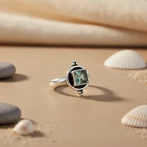 Anillo Vintage de Plata 925 con Topacio Corte Esmeralda en Engaste de Bisel, Diseño Geométrico, Joyería Unisex para Uso Diario - Product Image 1