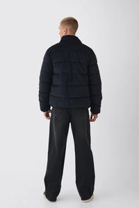 Veste matelassée oversize unisexe de qualité supérieure, fermeture éclair, hiver, personnalisée, matelassée, imperméable, respirante, de haute qualité, à capuche - Product Image 5