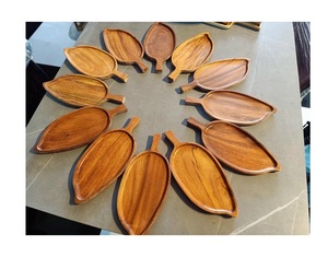 Bandeja de madera decorativa personalizada para café, té, desayuno, bandeja de madera de acacia para servir con asas de Vietnam - Product Image 2