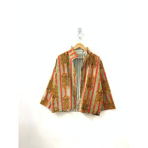 Veste en velours réversible Sher-e-Jangal à motifs imprimés, couleur sauge, corail, or tigre - pour l'automne et l'hiver, manteau court, patchwork - Product Image 1