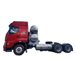 Daha iyi fiyat gaz Cng Lng 6X4 10 tekerlekler otomobil traktör kafası 4X2 6X4 kamyon römork