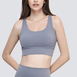 Top Deportivo Corto de Yoga para Mujer, Personalizado al por Mayor, Sin Costuras, de Nailon y Spandex, Resistente a Impactos, Transpirable y Ligero, para Correr y Hacer Ejercicio - Product Image 5