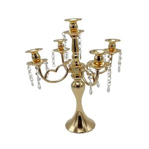 Bougeoirs en laiton coulé avec finition dorée Bougeoirs en laiton antique Candélabres vintage solides à 5 bras Décoration intérieure de luxe Élégant - Product Image 1