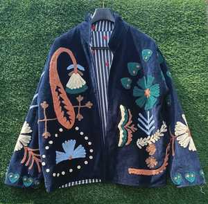 <b>Women</b> <b>Velvet</b> Ethnic <b>Jacket</b> With Artistic Floral Embroidery Full Sleeves Stand Collar And Decorative Handcrafted Stitching - Product Image 6