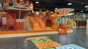 Equipo Personalizado para Parques Deportivos Interiores, Circuito de Cuerdas de Aventura, Go Kart, Trampolín, Centro de Recreación, Fibra de Vidrio de Alta Resistencia, Certificado CE - Product Image 2