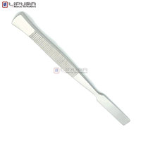 Instruments chirurgicaux orthopédiques de coupe osseuse de 20 mm Ciseau manuel de sécurité à source standard Ciseau à os plat de 20 cm pour ostéotomie