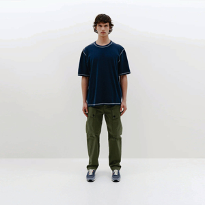 เสื้อยืดกีฬาแขนสั้นสำหรับผู้ชายทรงเข้ารูปคอกลมแบบออกแบบได้ตามต้องการ - Product Image 3