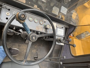 Used <b>16</b> Ton Japan TCM Diesel Forklift FD160 Pallet Truck with 6BG1 Engine 128.3kW Power & 620NM Torque - Product Image 5