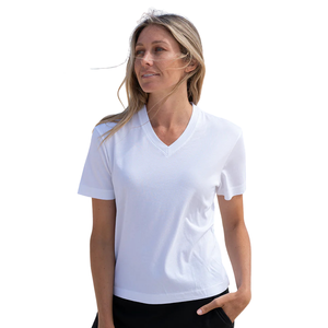 Camiseta Blanca Corta con Cuello en V para Mujer, 100% Algodón Orgánico de Lujo, Preencogido, Certificado GOTS, Suave, Transpirable, Corte Holgado - Product Image 3