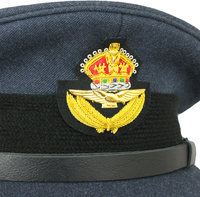 Vente en gros Casquette d'officier sur mesure Chapeau d'officier avec badge Bullion Visière Bullion avec logo imprimé et taille personnalisés
