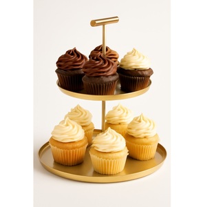 Soporte de metal Premium para pasteles ideal para presentar pasteles y chocolates en bodas, cumpleaños y todas las ocasiones especiales - Product Image 3