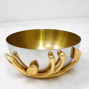 Cuenco de forma redonda chapado en oro Acero inoxidable Latón Metal Base de forma de hoja de lujo Creativo debajo de Platos y platos esmaltados Cuenco - Product Image 1