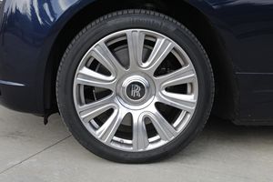 รถโรลส์-รอยซ์ ดอว์น ปี 2016 สภาพดีเยี่ยม ราคาสุดคุ้ม พร้อมส่ง - Product Image 4