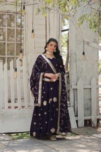 Wholesale Factory Supply <strong>Pakistani</strong> Clothing <strong>Anarkali</strong> Gown with Fancy V-Neck Party Wear at Affordable Price - Product Image 6