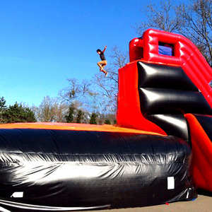 Plateforme gonflable géante de sécurité pour le ski d'aventure, certifiée CE, en PVC, taille personnalisable - Product Image 2