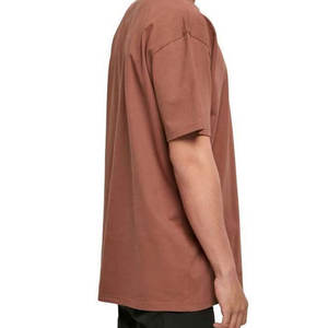 Uso al aire libre Ropa de moda Hombres Camiseta de gran tamaño Ropa casual Uso Camiseta de gran tamaño para hombres en diferentes diseños - Product Image 3