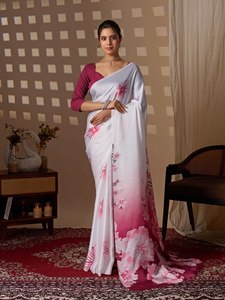 Sari de Seda con Estampado Floral Degradado Magenta Elegante al por Mayor, Lujoso Satén Suave, Ropa Tradicional India para Mujer, Invierno y Verano - Product Image 1